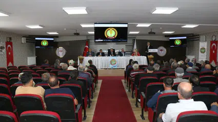 Çiftçilere Yeni Tohum Çeşitleri Tanıtıldı