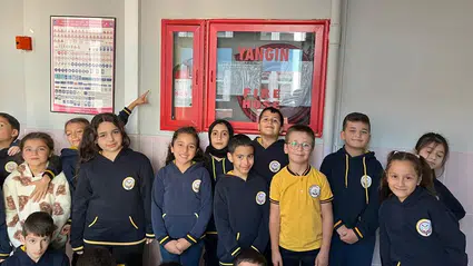 Minikler ‘Yangın Dedektifi’ Oldu
