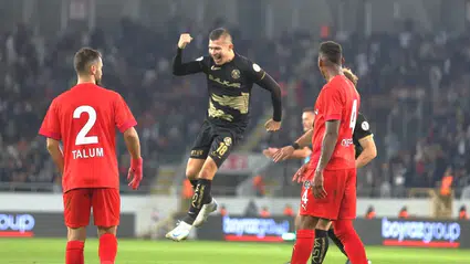 Samudio Siftah Yaptı