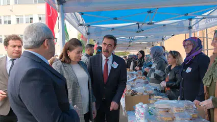 Okullarda Filistin Halkı İçin Kermesler Açıldı