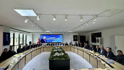 AK Parti’de Yatırım İstişaresi