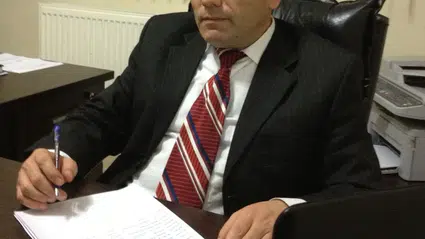 ‘Belediyecilik Vatandaşını Azarlamak Değildir’