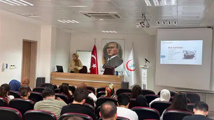 Sağlık Personeline Kalp Sağlığı ve Alzheimer Eğitimi Verildi