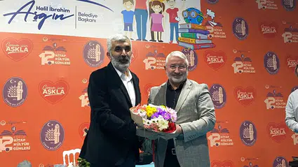 Yazar Ahmet Turgut Okurlarıyla Buluştu