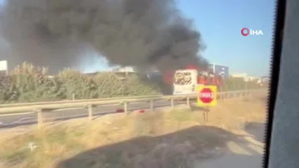 Adana’da öğrenci servisinin çarptığı motosiklet sürücüsü feci şekilde hayatını kaybetti