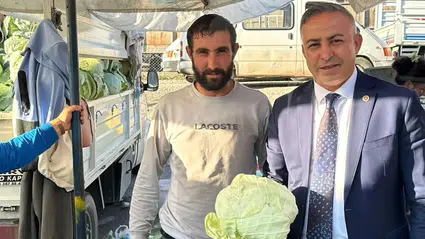 ‘Pazar Poşetleri Hafif, Ama Vatandaşın Yükü Ağır’