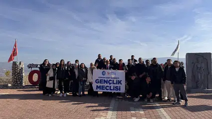 Üniversiteli Gençler Ortaköy’ü Gezdi