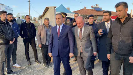 Bakan Kacır’dan Şehit Ailesine Ziyaret