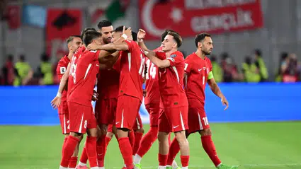 Dere'den Millilere Tebrik