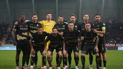 Çavuş’tan Sürpriz Kadro