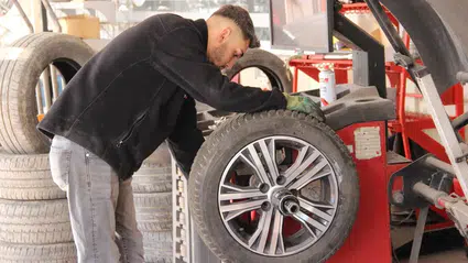 Kış Lastiği Mesaisi Erken Başladı