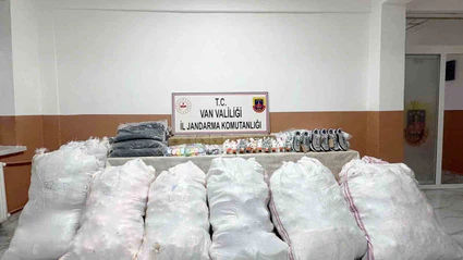 Başkale’de 4 milyon 163 bin TL değerinde kaçak malzeme ele geçirildi