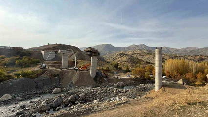 Diyarbakır’da 4 kişinin öldüğü viyadük inşaatı olayına ilişkin gözaltı sayısı 4’e yükseldi