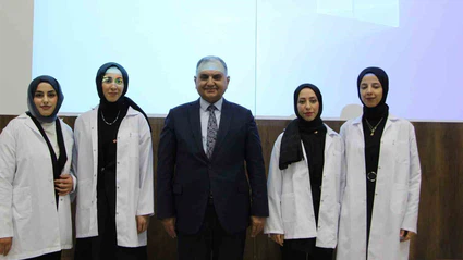 FÜ Eğitim Fakültesi’nde önlük giyme töreni