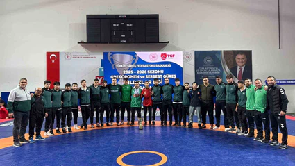 Karataylı yıldız güreşçiler Türkiye ikinciliğini Konya’ya getirdi