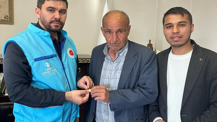 Trafik kazasında ölen kızının kazandığı altın ödülünü Filistin’e bağışlandı