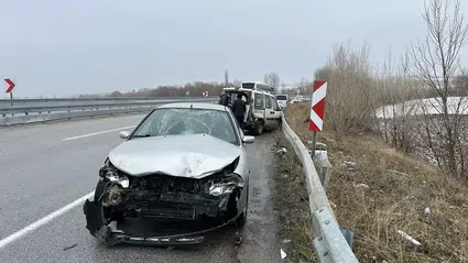 Kaza Alanındaki Vatandaşlara Çarptı