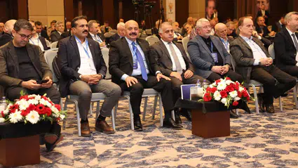 Torun, Yerel Yönetimler Toplantısına Katıldı