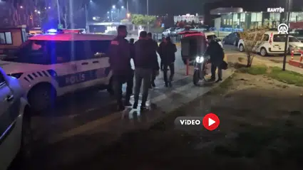 Silahlı Kavgayı Polis Havaya Ateş Ederek Ayırdı