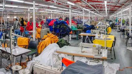 Türkiyeli tekstilciler Mısır’a yönelmişti! Çin devinin yeni yatırımı dengeleri değiştirecek