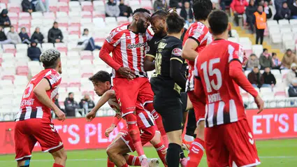 Sivasspor-Çorum FK Maçında İsabet Farkı Dikkat Çekti