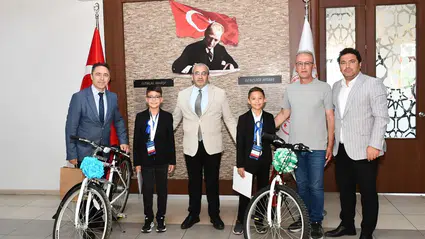 TÜBİTAK Finallerine Kalan Gençler Ödüllendirildi