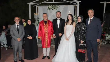 Dere, Başkan Yardımcısının Oğlunun Nikahını Kıydı