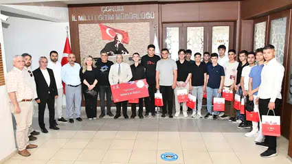 Birinci Olan Gençleri Ağırladı