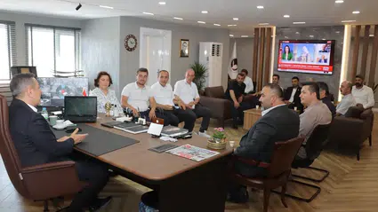 Mahalle Muhtarlarıyla İstişare