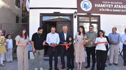 İskilip'te Ebru ve Fotoğraf Sergisi Açıldı