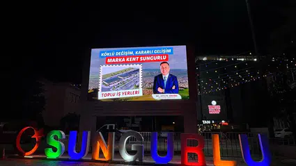 Sungurlu'ya Dev Ekran Kuruldu