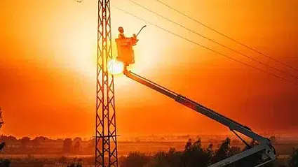 Toroslar EDAŞ, Gaziantep'te aşırı sıcaklarla yükselen elektrik talebine rağmen kesintisiz enerji sağlıyor