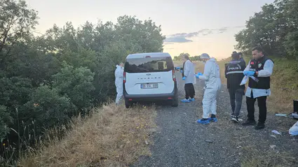 Bıçakla Öldürüp Gömmüşler!