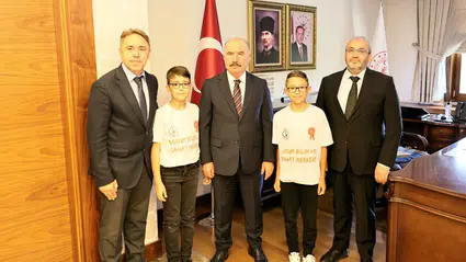 Vali Çalgan, TÜBİTAK İkincisi Olan Öğrencileri Ağırladı