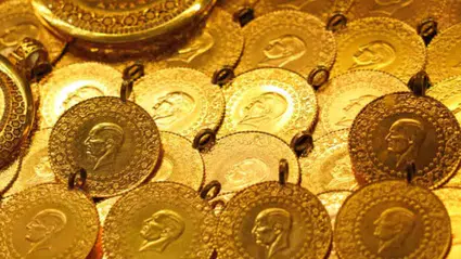 Gram altın için kritik uyarı geldi! Ünlü ekonomist hazır olun dedi