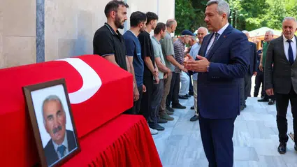 Kıbrıs gazisi Osman Kaçaran, memleketi Rize'de son yolculuğuna uğurlandı