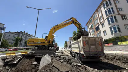 Bişkek Caddesi Yenileniyor