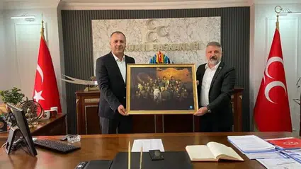 Kamu-Sen'den MHP ve Ülkü Ocakları'na Ziyaret