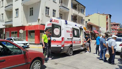 Osmancık’ta Otomobil İle Motosiklet Çarpıştı