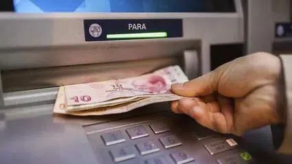ATM’de bu uyarıları görenler dikkat! Tüm paranız gidebilir