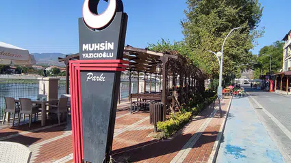 Osmancık'ta Meydan ve Parklarda Aydınlatmalar Yenilendi