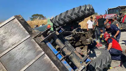 Samsun'da traktörün devrilmesi sonucu 2 kişi yaralandı