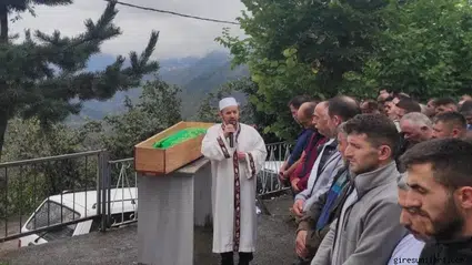 Giresun'da hayatını kaybeden 15 yaşındaki çocuğun cenazesi defnedildi