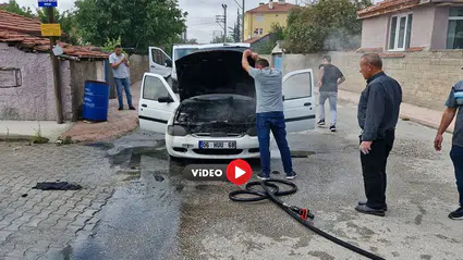 Seyir Halindeki Otomobilde Korkutan Yangın