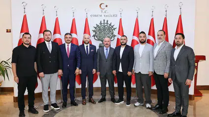 Arca Çorum FK Yönetimi, Vali Çalgan'ı Ziyaret Etti