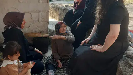 Ulu Çınarlar ve Anneler Yalnız Bırakılmıyor