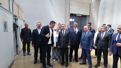 Bakan Kacır, İş Dünyası Temsilcileriyle Buluştu