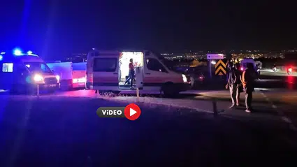 Pikapla Otomobil Çarpıştı