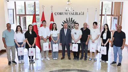 Vali Çalgan, LGS ve YKS Şampiyonlarını Ödüllendirdi