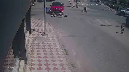 Amasya'da elektrikli bisiklet ile otomobilin çarpıştığı kazada 6 kişi yaralandı